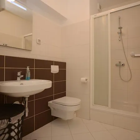 Apartman Base Bridge - Centre - Free Parking