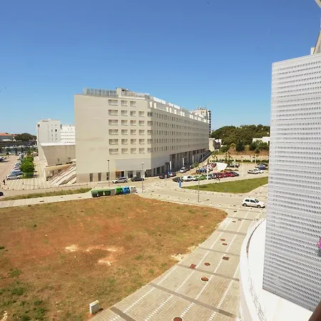 Apartament Base Bridge - Centre - Free Parking