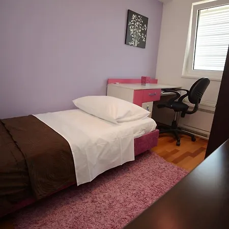 Apartament Base Bridge - Centre - Free Parking Zadar