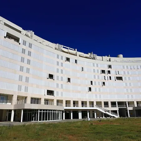 Base Bridge - Centre - Free Parking Apartament Zadar